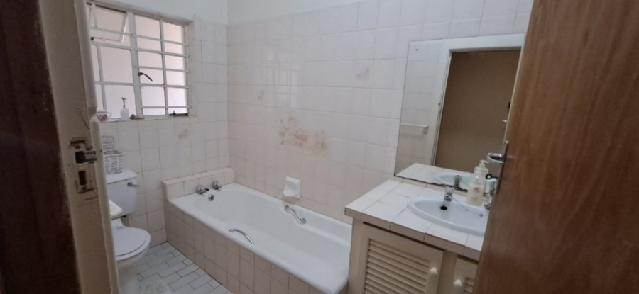 4 Bedroom Property for Sale in Van Riebeeck Hoogte Eastern Cape